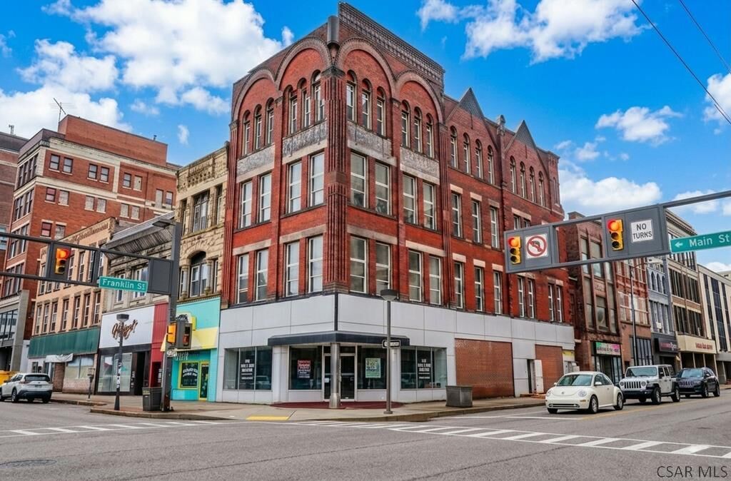 Property Photo:  500 Main Street 201  PA 15901 