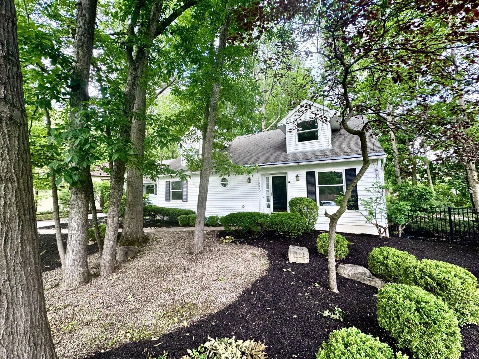 Property Photo:  730 Mohican Way  OH 43081 