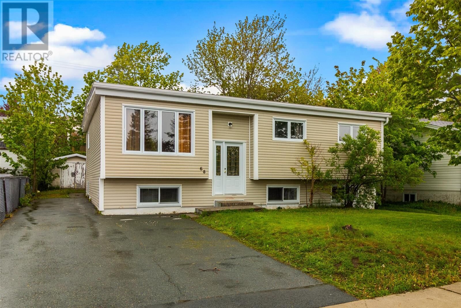Property Photo:  68 Bonavista Street  NL A1E 3Z9 