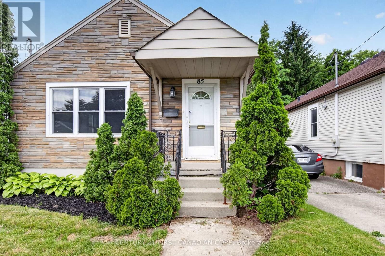 Property Photo: 85 Josephine Street ON N5Z 3P4