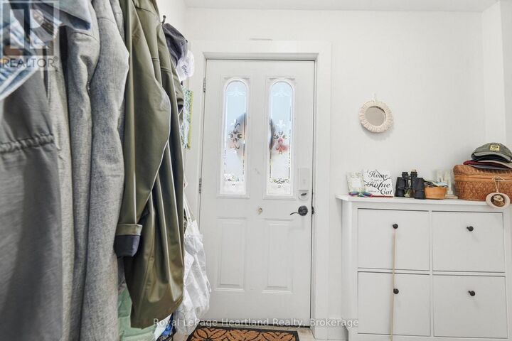 Property Photo: 36 Trafalgar Street ON N7A 1T4