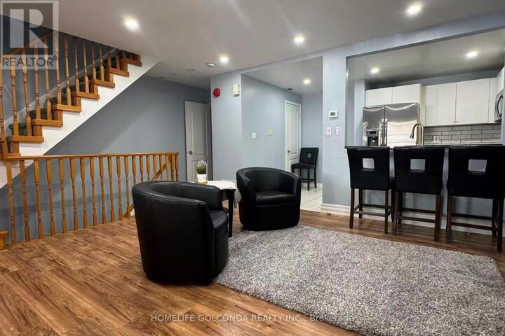 Property Photo: 108 Finch Avenue West B25 ON M2N 6W6