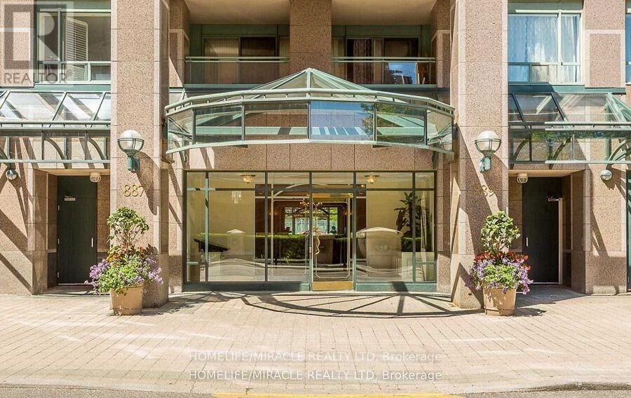 Property Photo:  887 Bay Street 304  ON M5S 3K4 