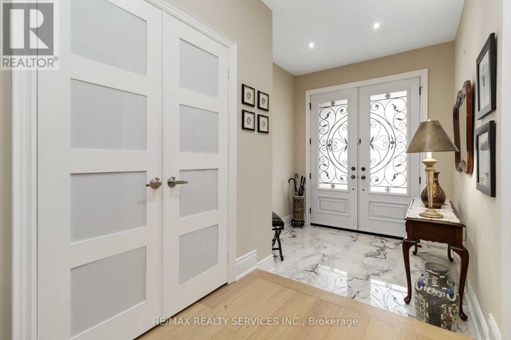 Property Photo:  15 Valleystream Circle  ON L6P 2E2 