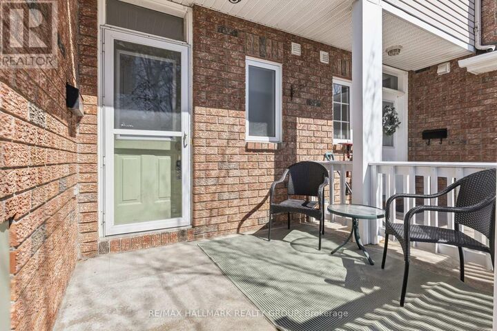 Property Photo: 988 Lucille Way ON K4A 4J2