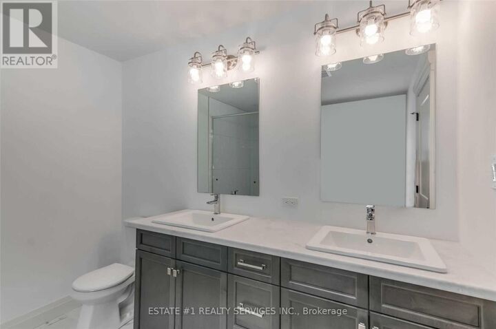 Property Photo:  20 Rosina Lane  ON N0M 2M0 