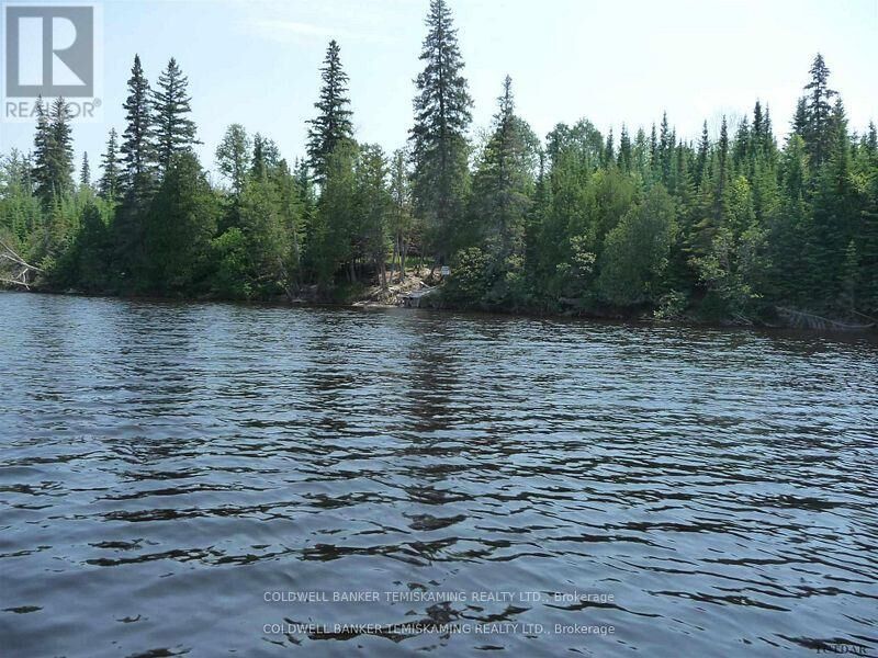 Photo de la propriété:  Lot 1 Montreal River  ON P0J 1M0 