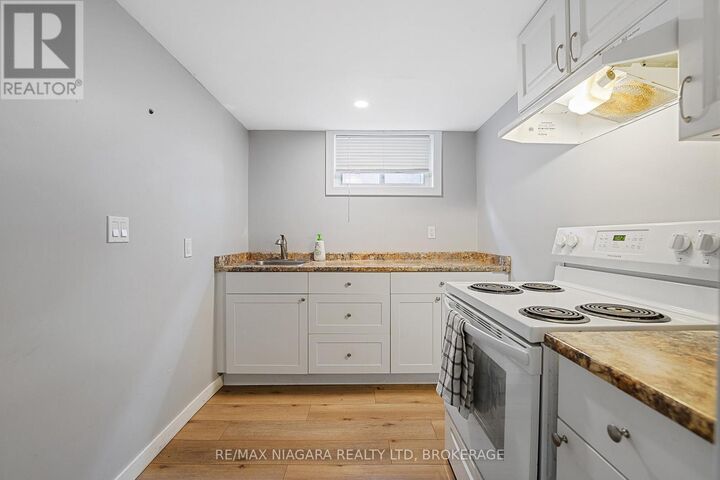 Property Photo:  34 St George Street Basement  ON L2M 5P3 