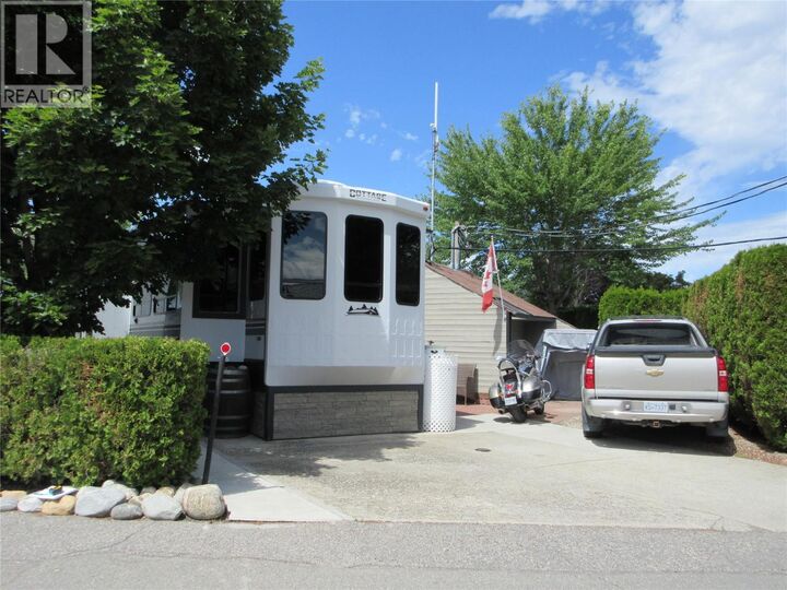 415 Commonwealth Road 835 — photo 1
