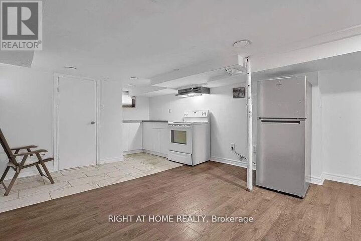 Property Photo:  210 Mary Street North Bsmt  ON L1G 5C4 