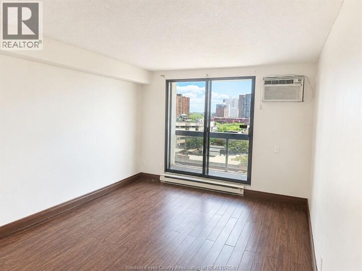 Property Photo:  150 Park 711  ON N9A 7A2 