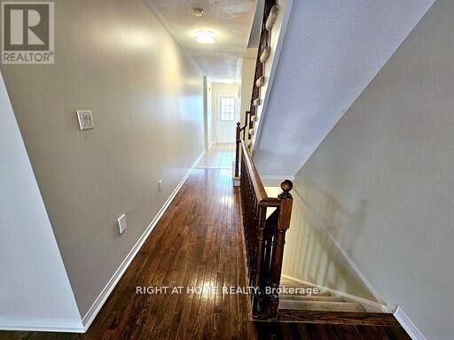 Property Photo: 3150 Erin Centre Boulevard 108 ON L5M 7Z3