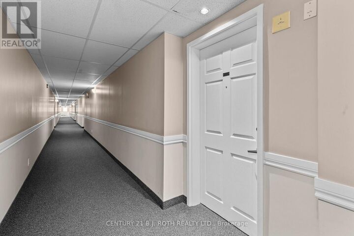 Property Photo: 49 Jacob'S Terrace 209 ON L4N 0W4
