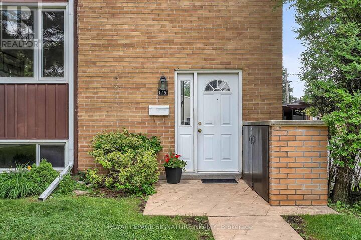 Property Photo:  115 Southill Drive  ON M3C 2H9 