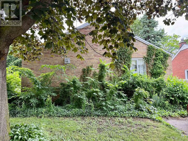 Property Photo: 132 Rathburn Road ON M9B 2K8