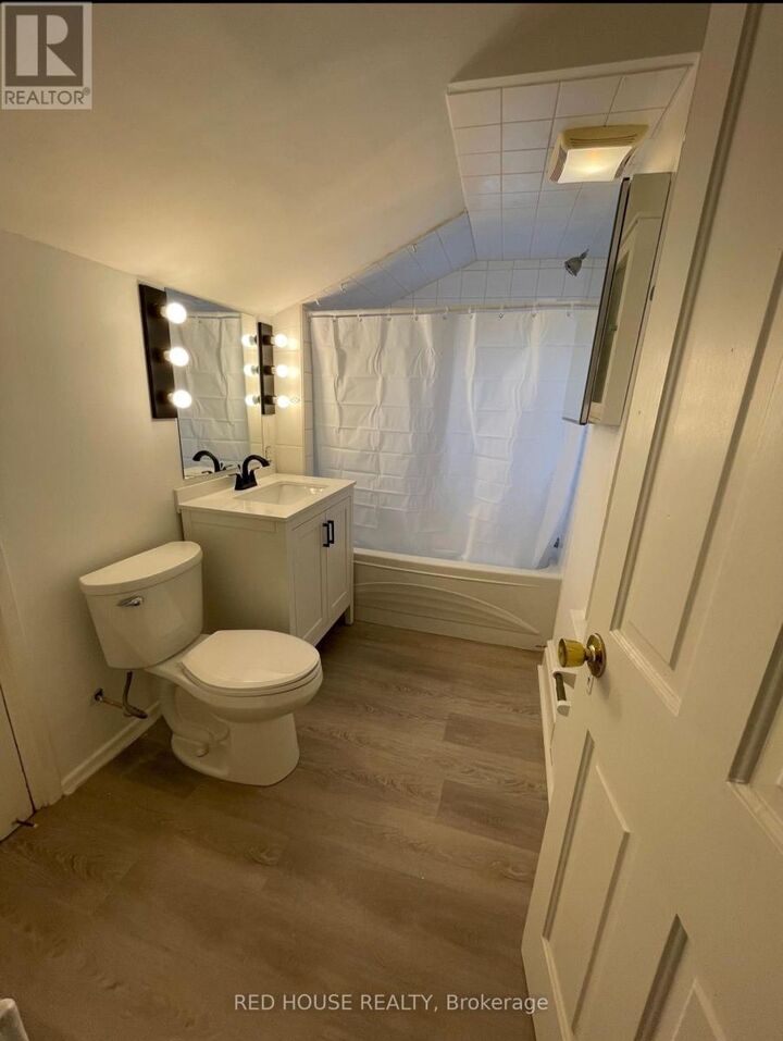 Property Photo:  323B Woolwich Street Northwest  ON N1H 3W4 