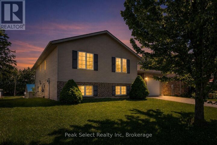 Property Photo:  59 Albert Street  ON N0K 1N0 