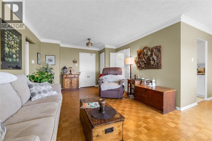 Property Photo: 35 Towering Heights Boulevard 1007 ON L2T 3G8