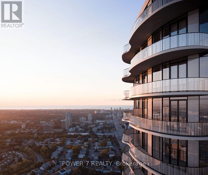 Property Photo:  1 Fairview Road East 2806  ON L5A 0B4 