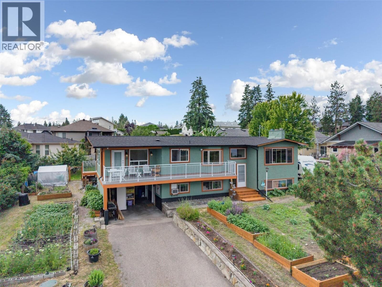 Property Photo: 2139 Amundsen Road BC V4V 1J1