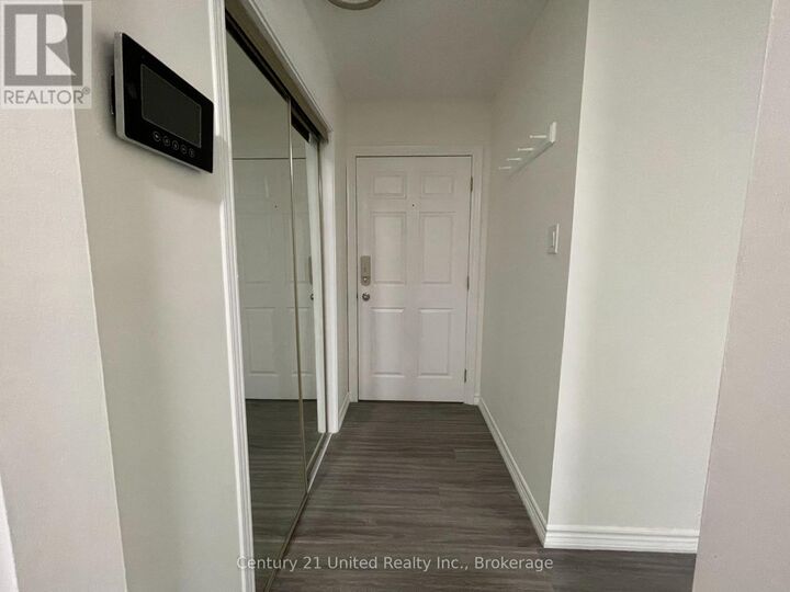 Property Photo: 174.5 Hunter Street West 9 ON K9H 2L2