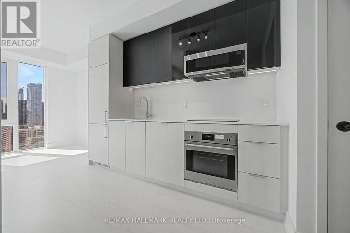 Property Photo:  308 Jarvis Street 2312  ON M5B 0E3 