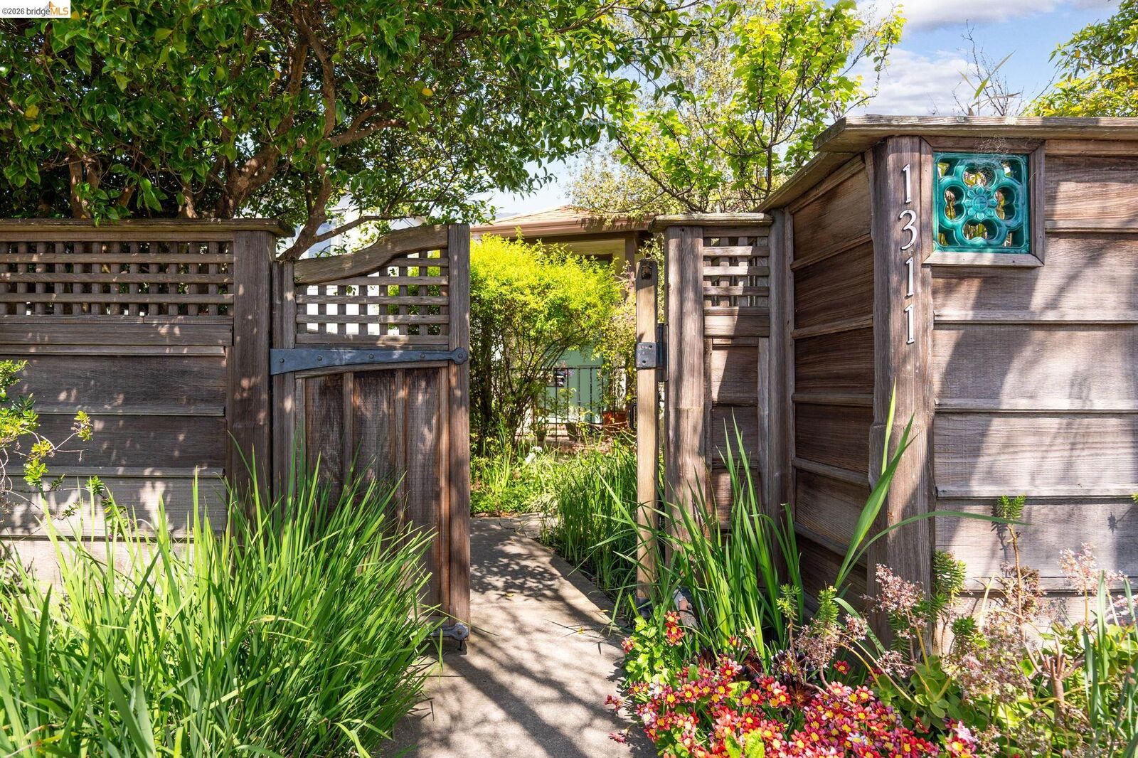 Property Photo:  1311 Hopkins Street  CA 94702 