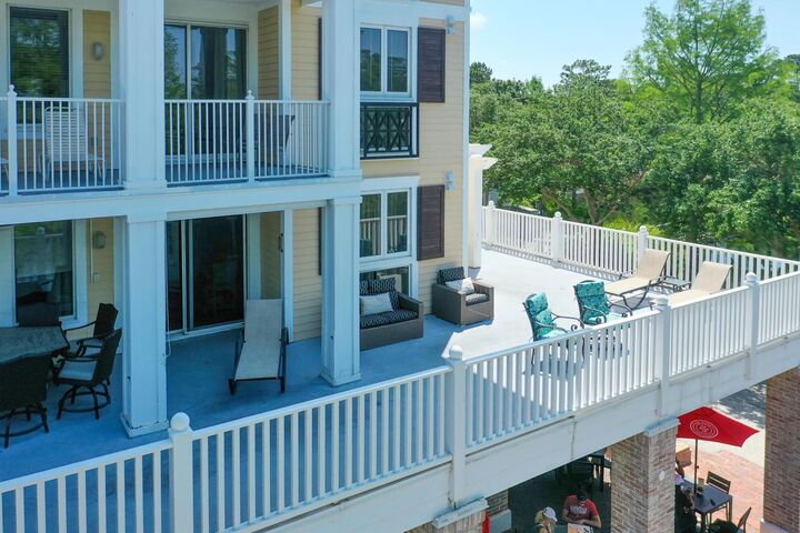 Property Photo: 9100 Baytowne Wharf Boulevard 274/276 FL 32550
