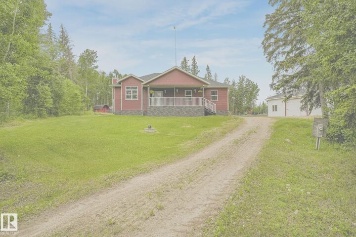 Property Photo:  56110 Rge Road 13 31  AB T0E 1V0 