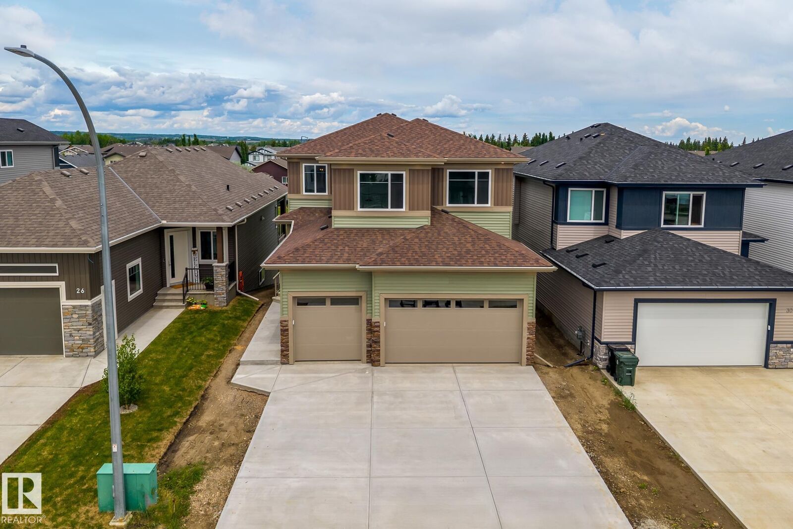 Photo de la propriété:  28 Harley Way  AB T7X 0X4 
