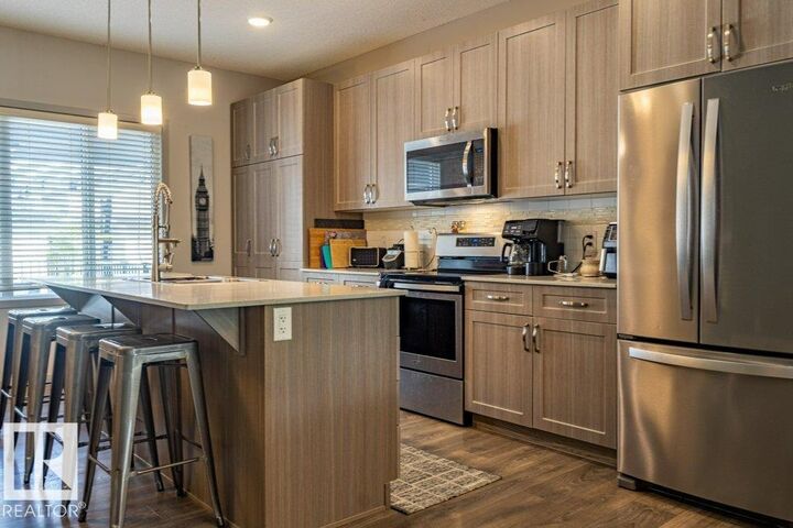 Property Photo: 17123 49 Street NW AB T5Y 3P6