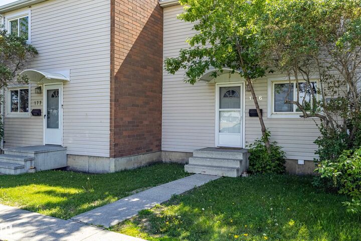 Property Photo: 176 Centennial Court NW AB T5P 4H5