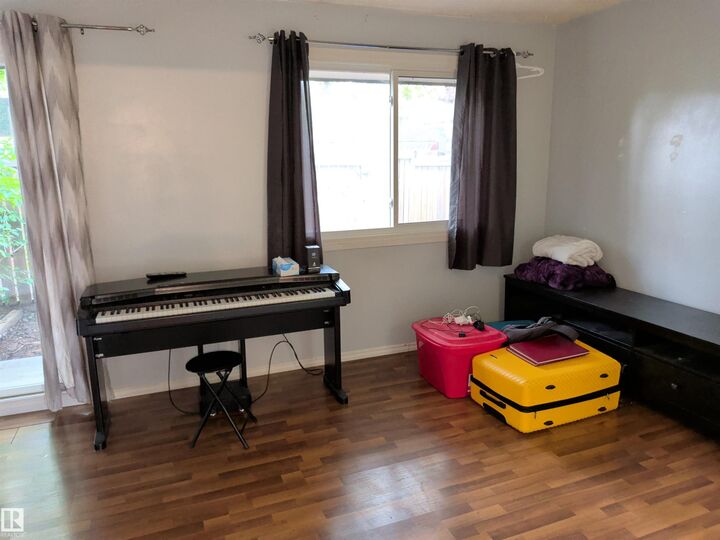 Property Photo: 2724 105 Street NW AB T6J 4J3