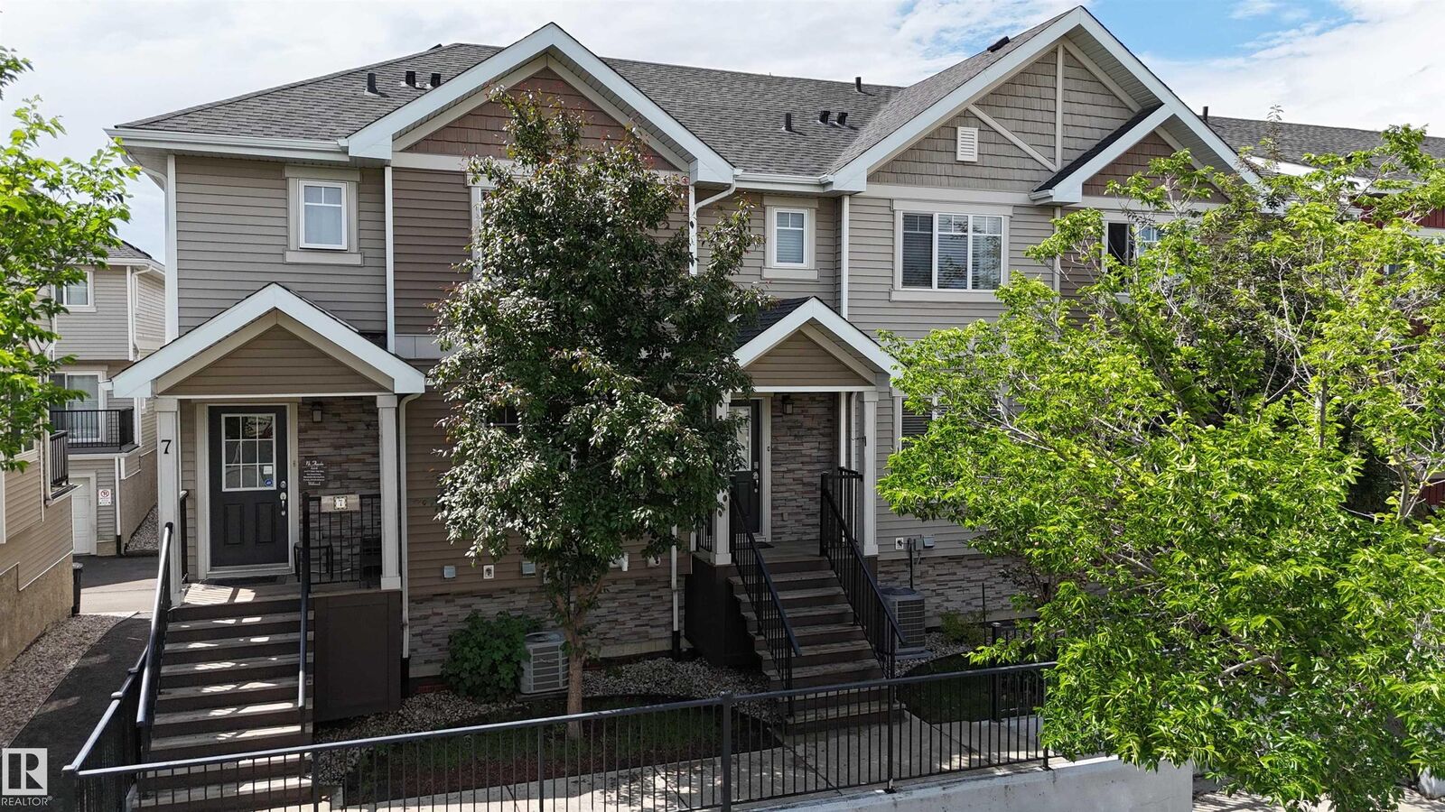 Property Photo:  13810 166 Avenue NW 8  AB T6V 0K4 
