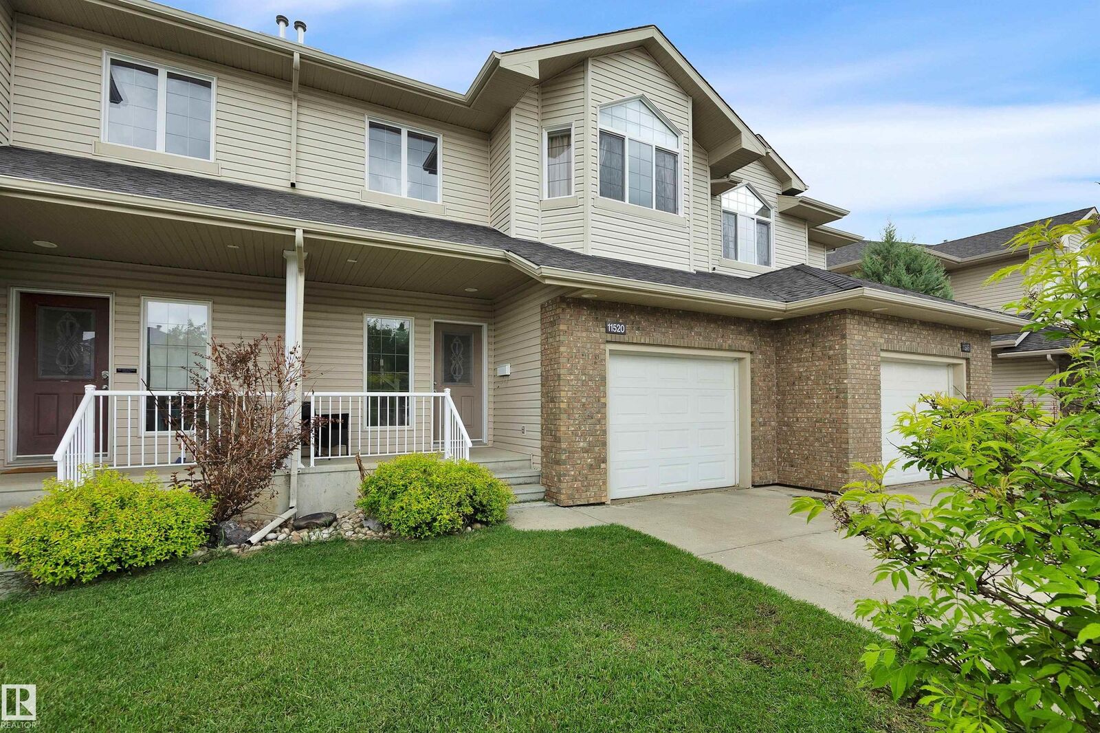 Property Photo: 11520 11 Avenue SW AB T6W 1W7