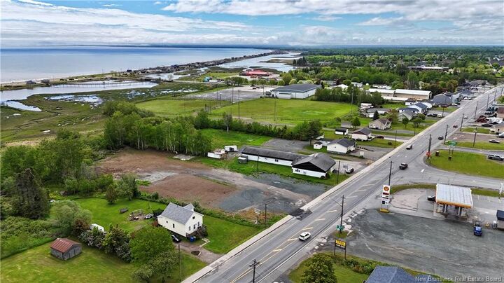 Property Photo:  725 Principale  NB E8K 1W6 