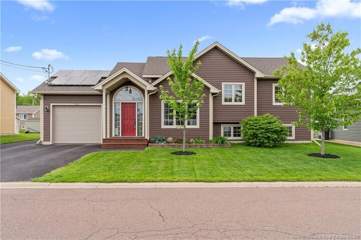 253 Chatellerault Street — photo 1