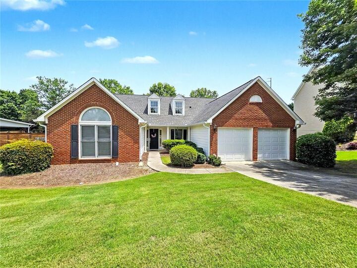 Property Photo:  140 Treadstone Overlook  GA 30024 
