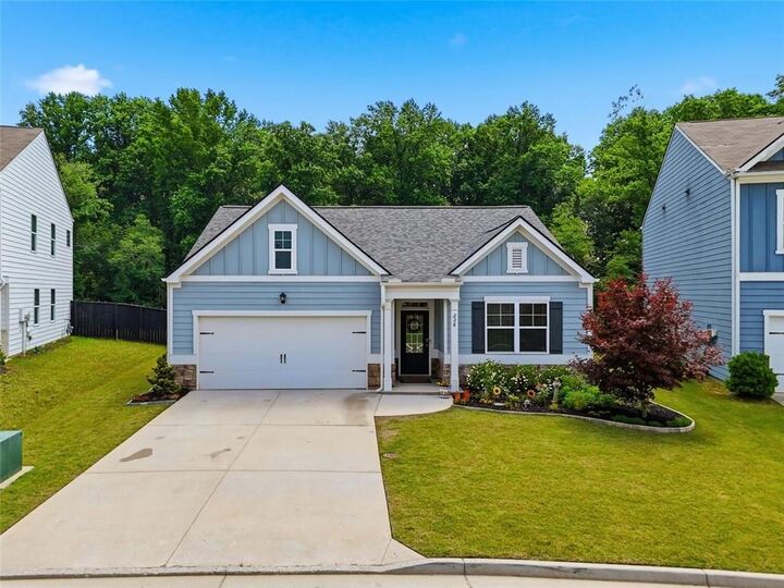 Property Photo:  236 Quail Pass  GA 30534 
