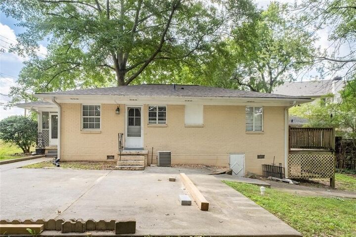 Property Photo:  1401 Briarwood Road NE  GA 30319 