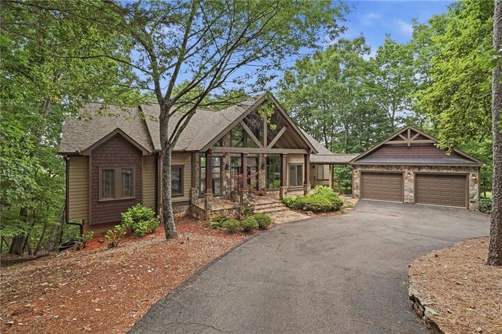 Property Photo: 861 Summit Drive GA 30143