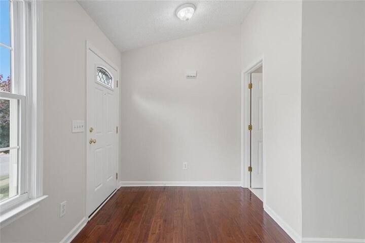 Property Photo:  628 Spanish Oak Drive  GA 30102 