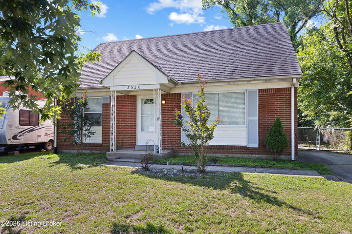 Property Photo:  2520 Lamborne Blvd  KY 40272 