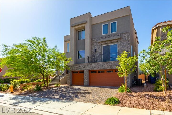 Property Photo: 5707 Robin Ridge Avenue NV 89141