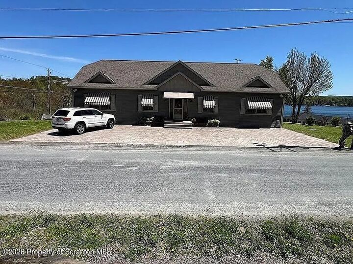 Property Photo:  240 Sunset Avenue  PA 18407 
