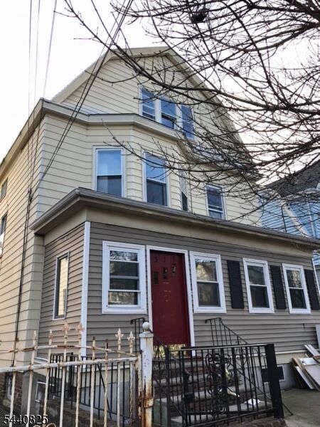 Property Photo:  377 N 7th St 2  NJ 07107 