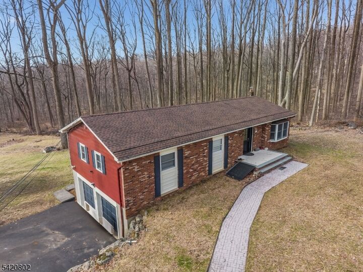 Property Photo:  447 Bellwood Ave  NJ 08802 