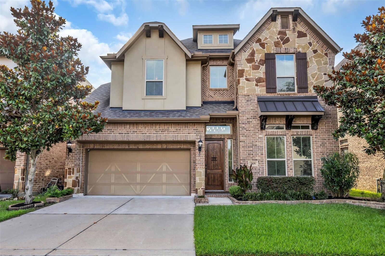 Property Photo:  2105 Westbourne Park Drive  TX 77077 