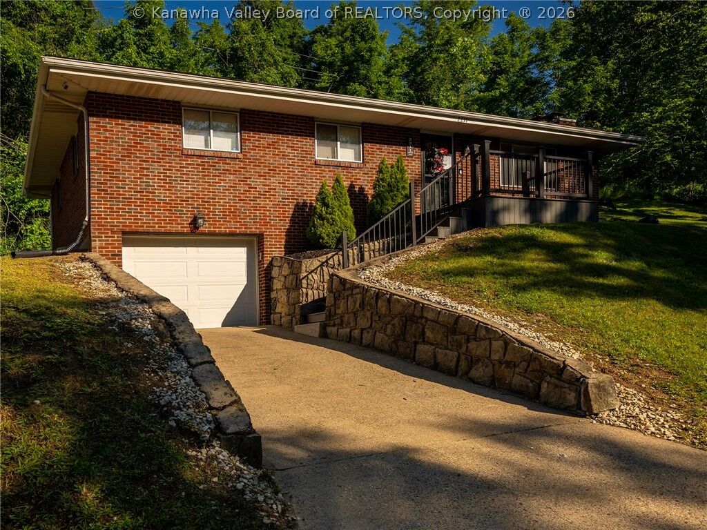Property Photo:  2211 Larwood Drive  WV 25302 