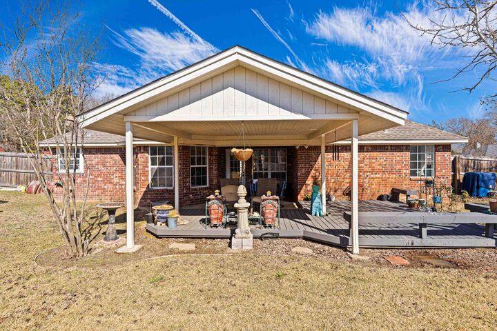 Property Photo: 102 Fairway TX 75758